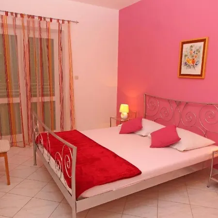 Vila Marinessa Apartment *
